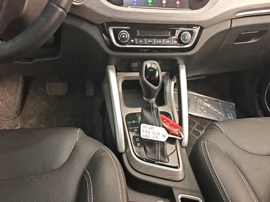 Geely Vision X3 2018 — фото 14