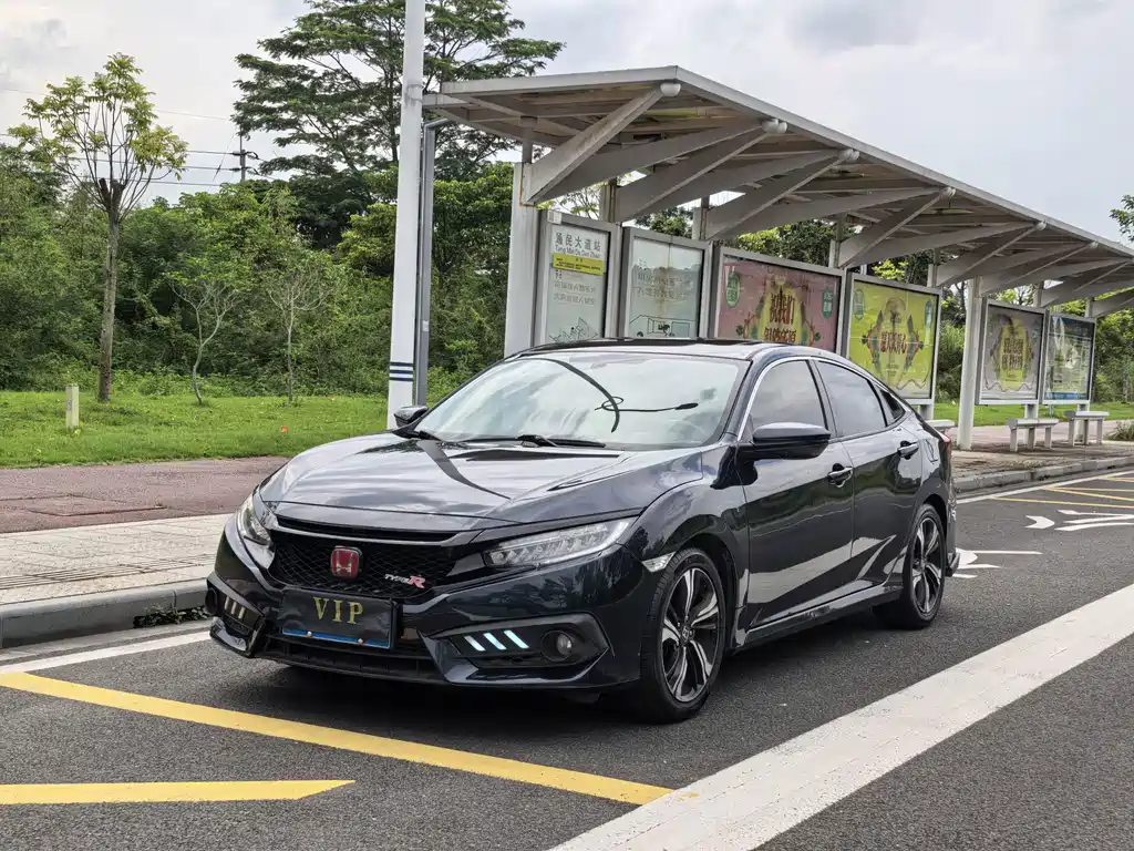 Honda Civic 2017 — фото 3