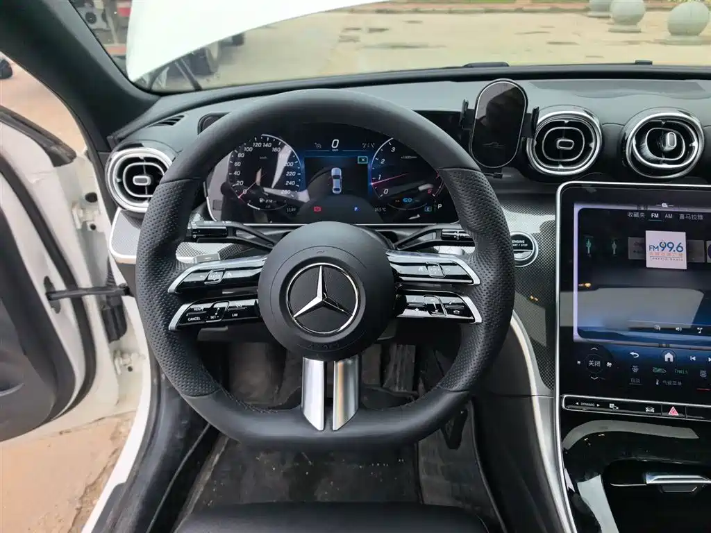 Mercedes-Benz C-Class 2022 — фото 11