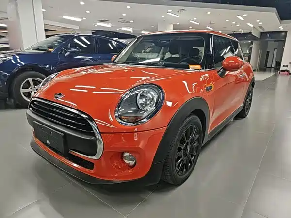 MINI 2018