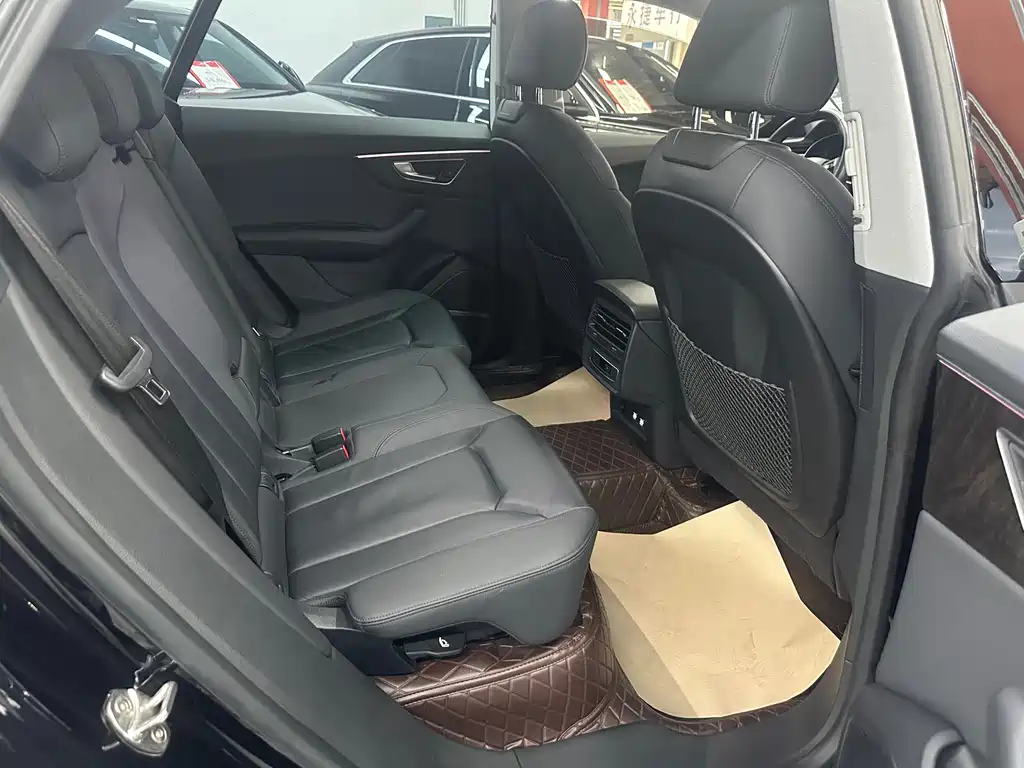 Audi Q8 2020