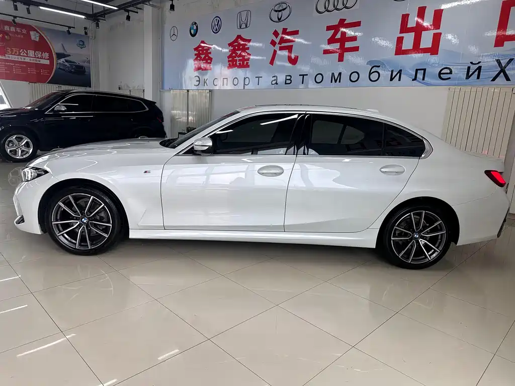 BMW 3 Series 2023