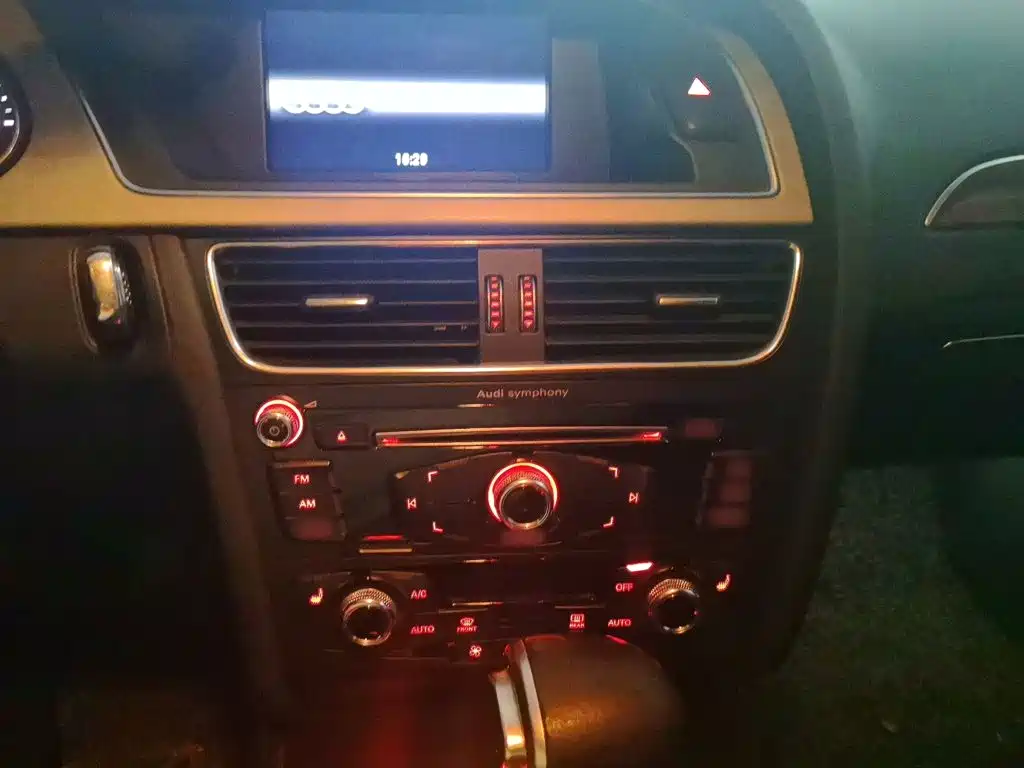 Audi A4L 2014