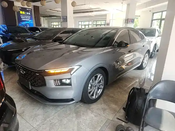 Ford Mondeo 2023