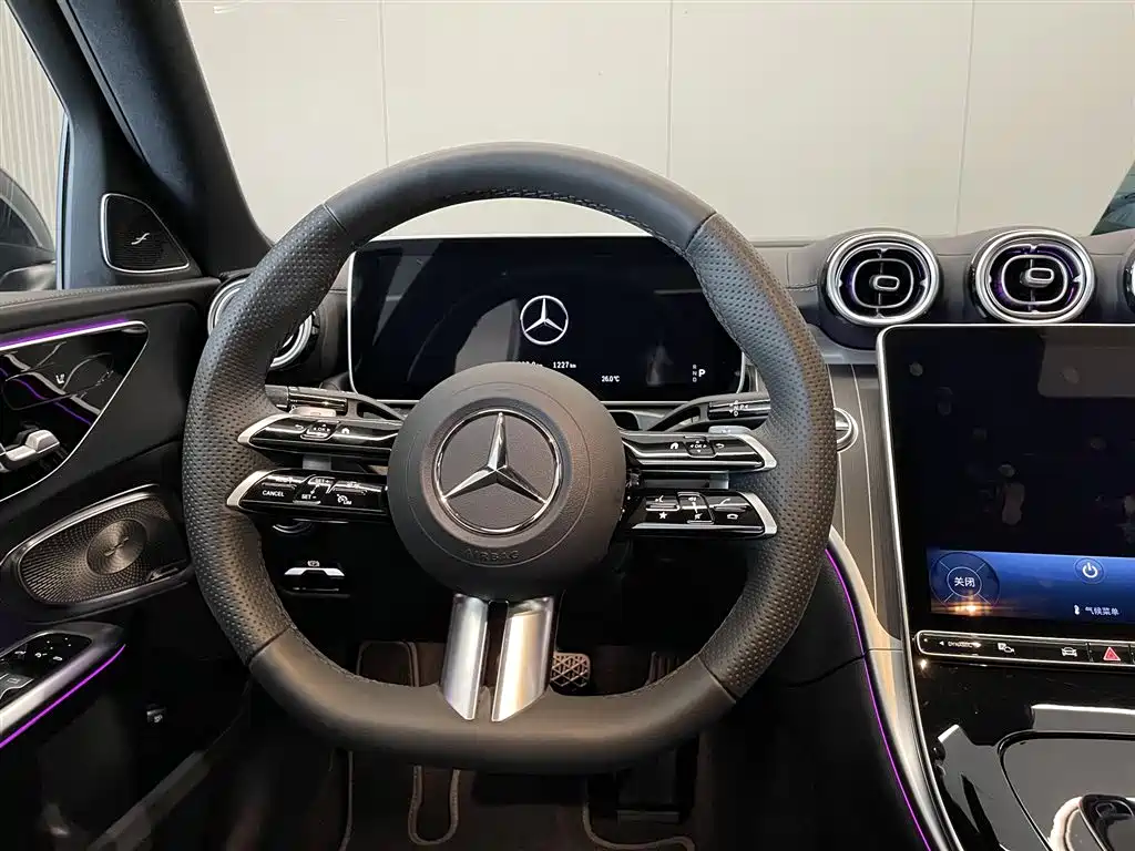 Mercedes-Benz C-Class 2026 — фото 18