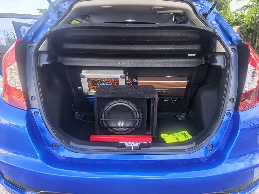 Honda Fit 2018 — фото 9