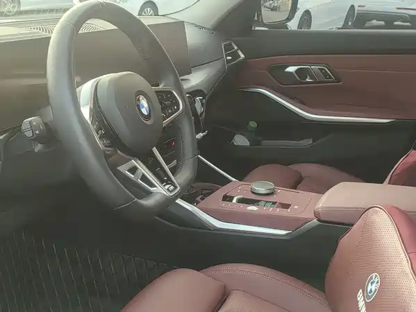 BMW 3 Series 2025