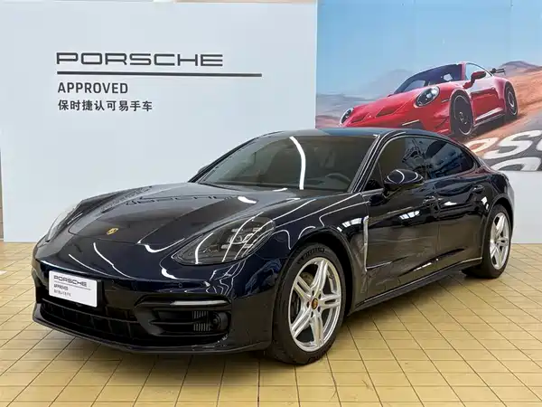 Porsche Panamera 2021