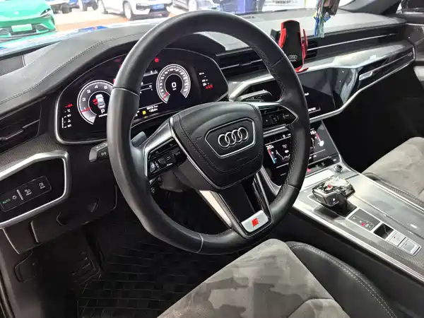 Audi A6L 2023