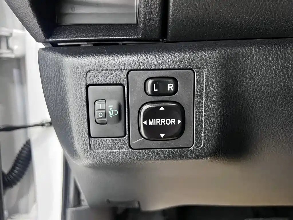 Toyota Vios FS 2023 — фото 11