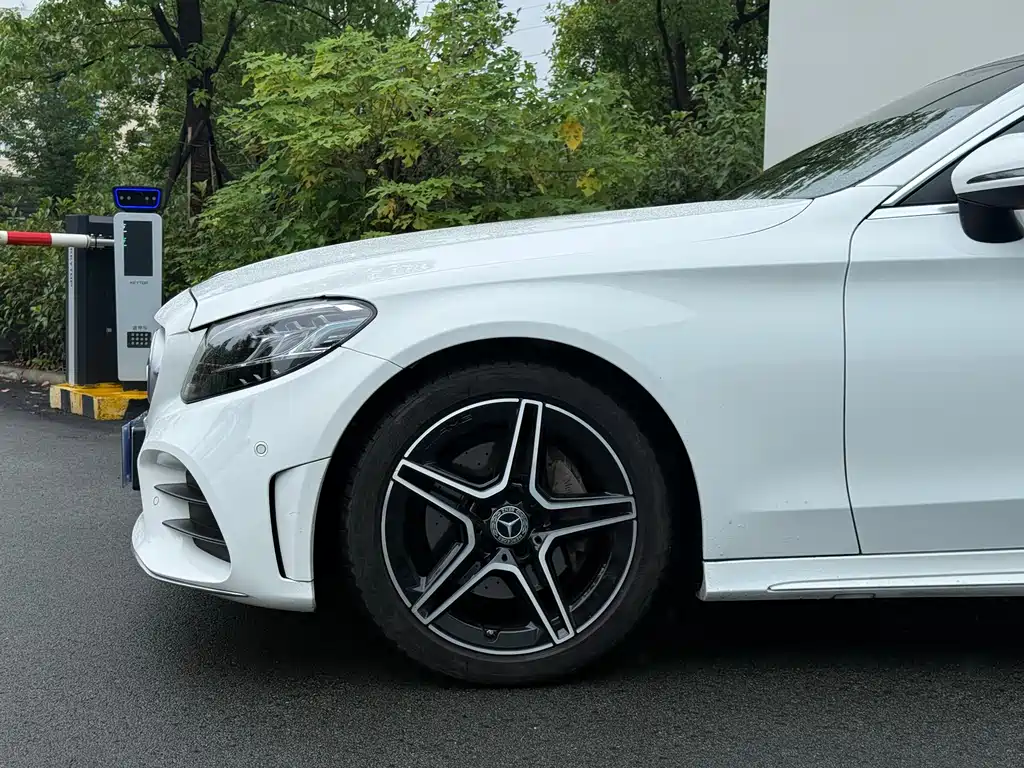 Mercedes-Benz C-Class 2020 — фото 20