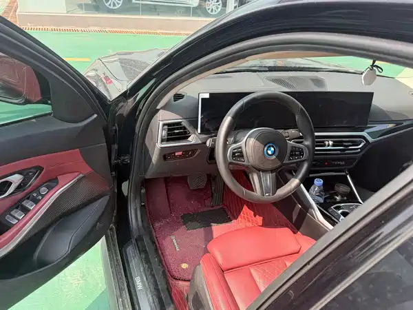 BMW i3 2022