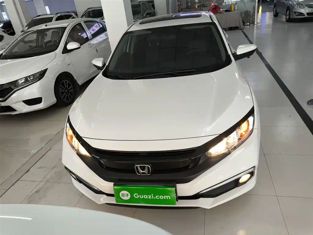Honda Civic 2020 — фото 3
