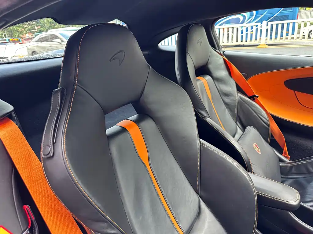 McLaren 570 2019 — фото 13
