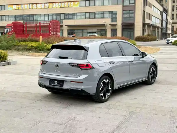 Volkswagen Golf 2026