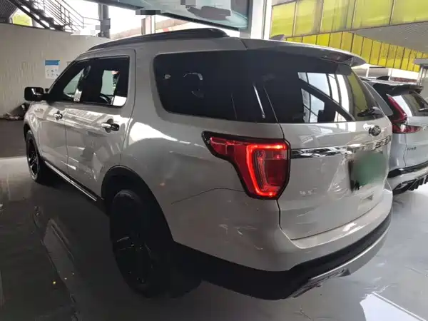 Ford Explorer 2018