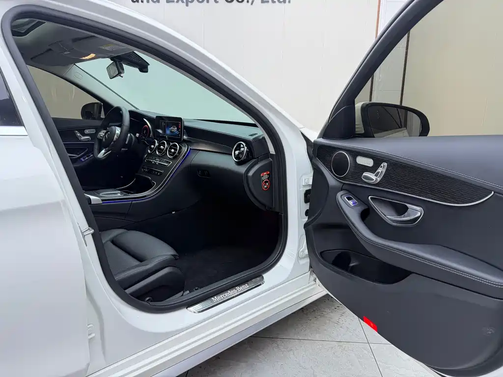 Mercedes-Benz C-Class 2022 — фото 21
