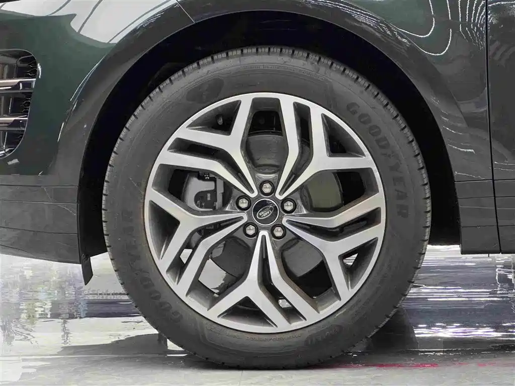 Land Rover Range Rover Evoque 2026 — фото 4