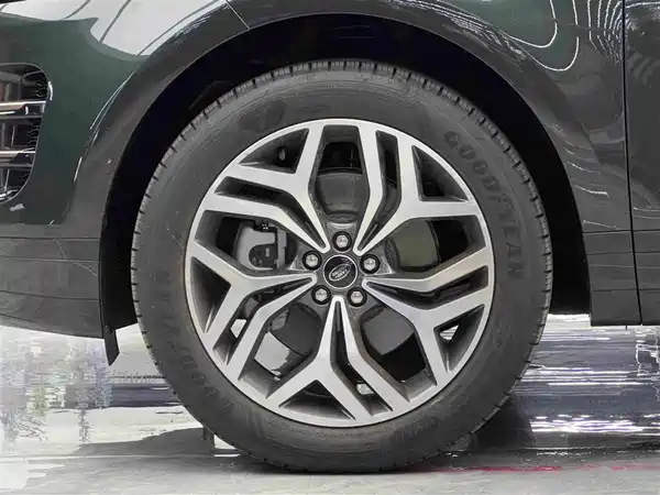 Land Rover Range Rover Evoque 2026