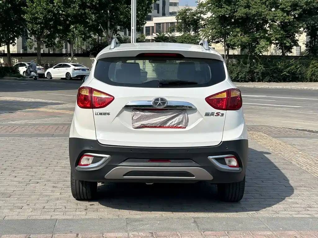 JAC Refine S3 2015