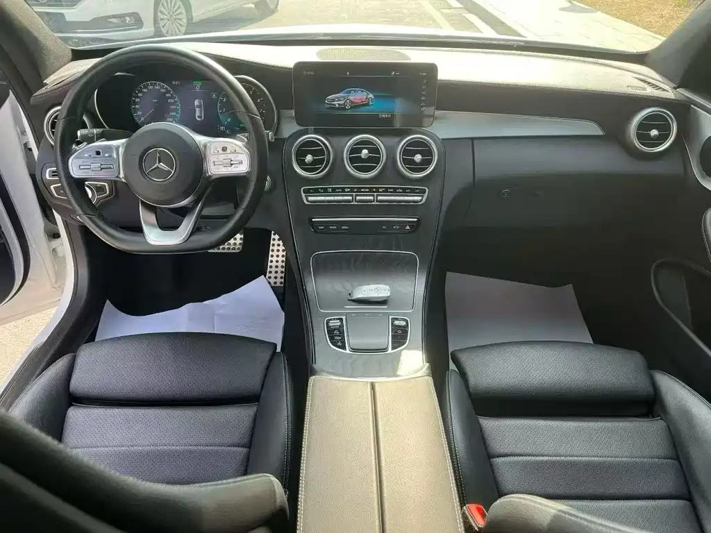 Mercedes-Benz C-Class 2019 — фото 11