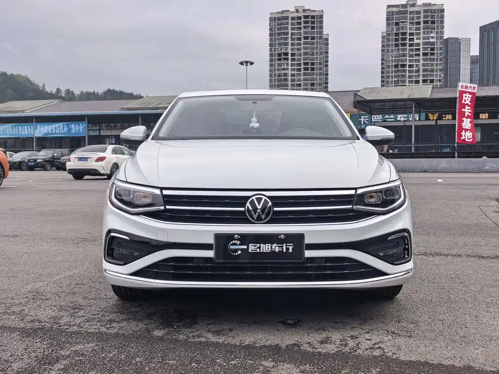 Volkswagen Bora 2023