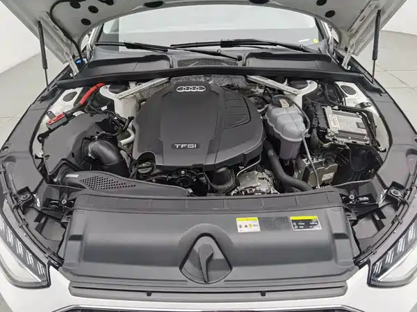 Audi A4L 2021