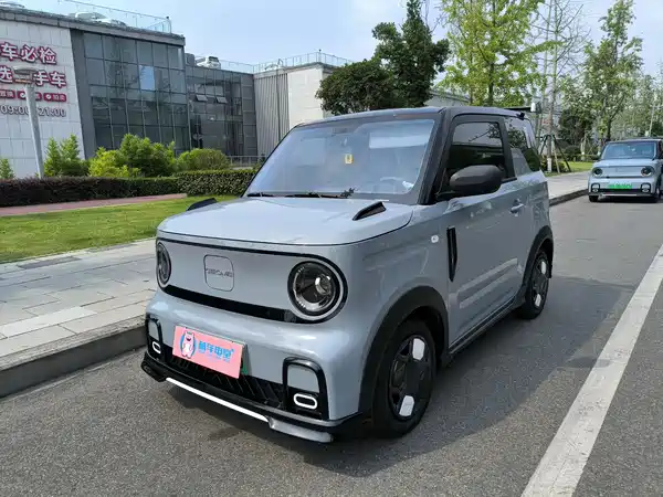 Geely Galaxy Panda 2025