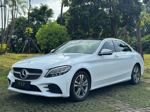 Mercedes-Benz C-Class 2021