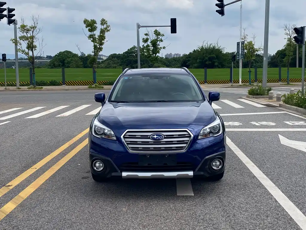 Subaru Outback 2017 — фото 2