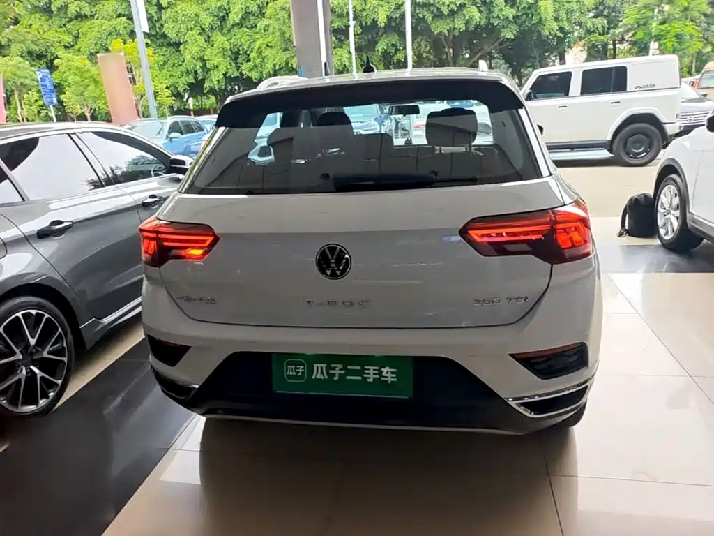 Volkswagen T-Roc 2023