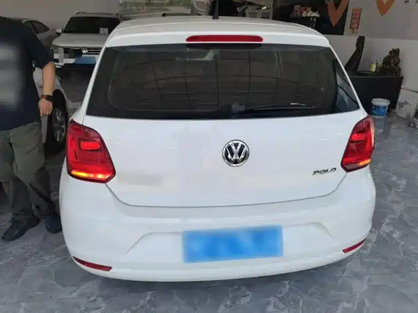 Volkswagen Polo 2016