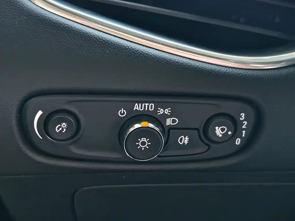 Chevrolet Malibu XL 2019 — фото 12