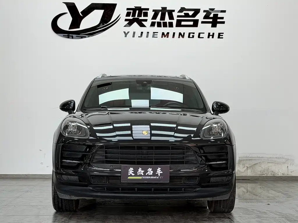 Porsche Macan 2020