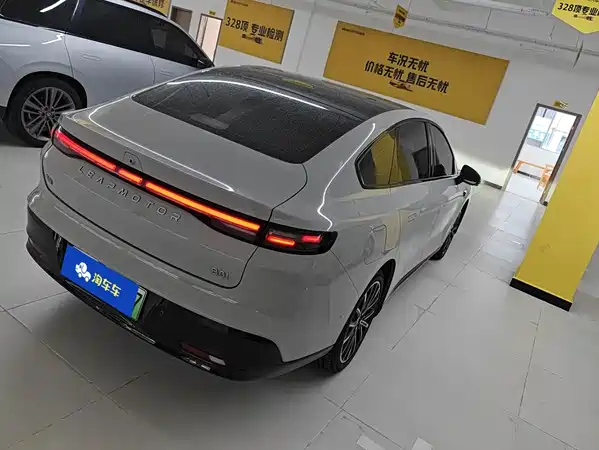 Leapmotor B01 2025