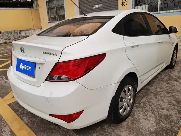 Hyundai Accent 2016