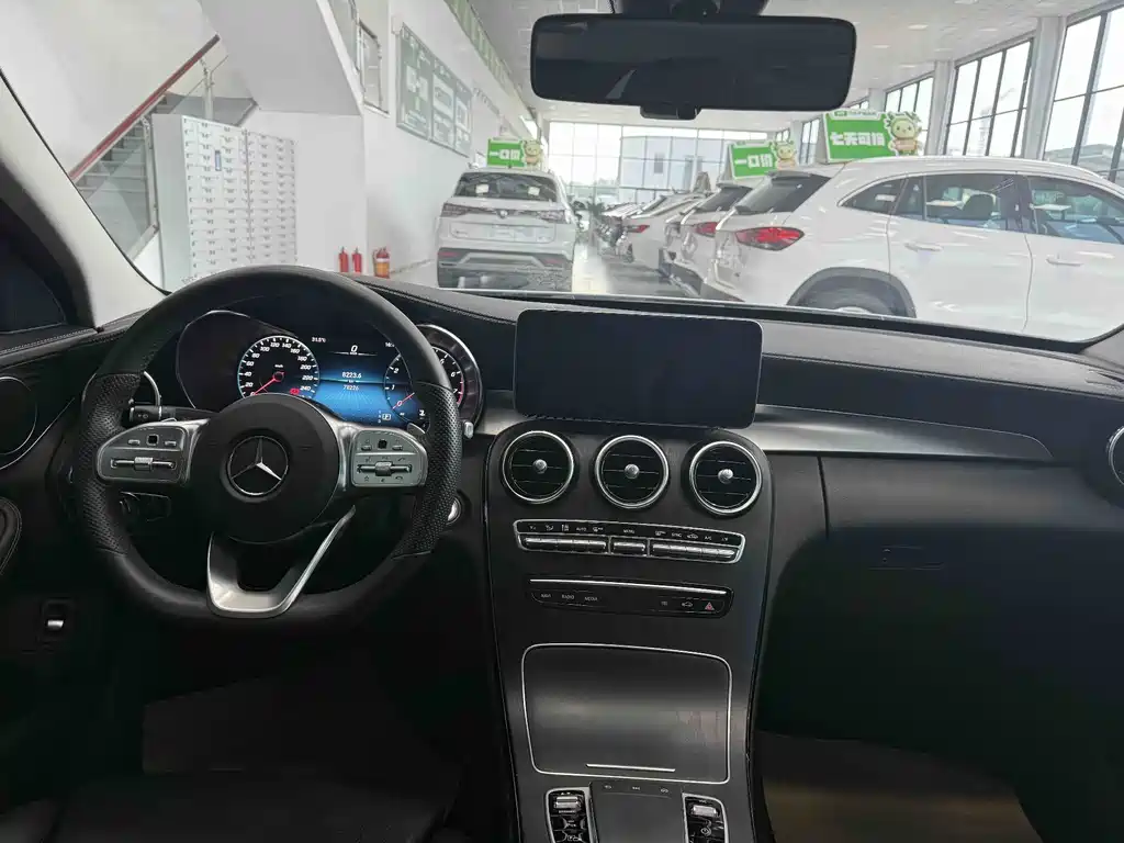 Mercedes-Benz C-Class 2020 — фото 12