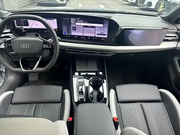 Audi A5L 2025