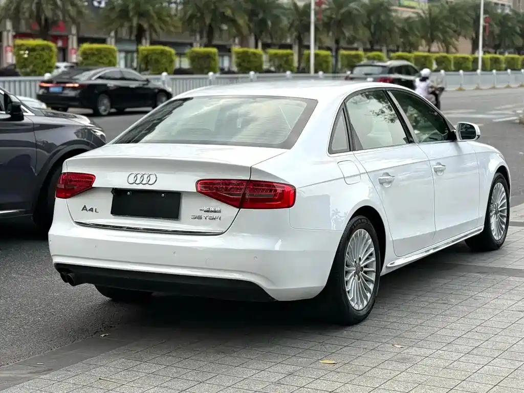 Audi A4L 2016 — фото 10