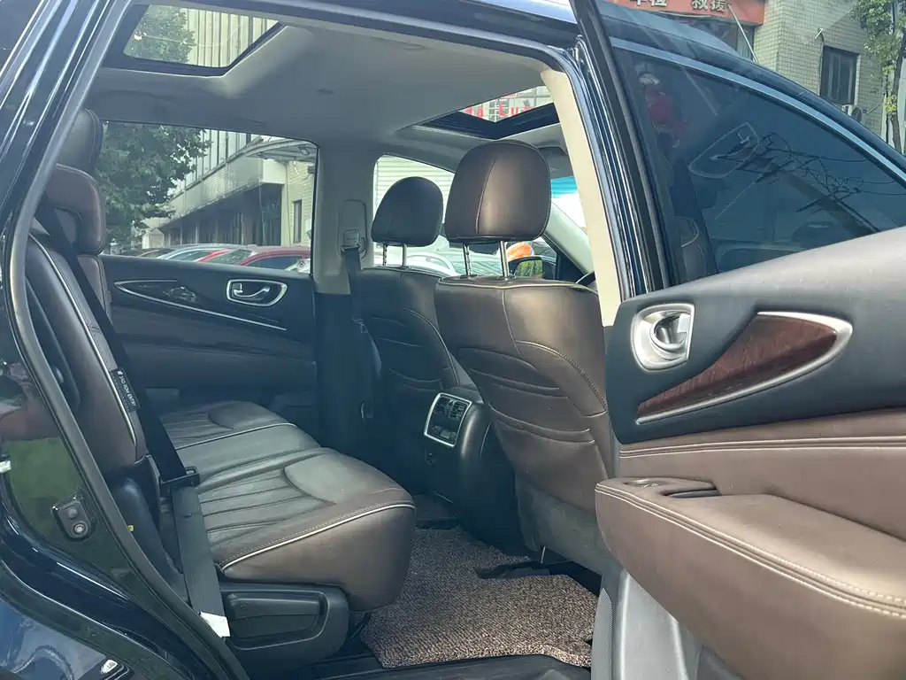 Infiniti QX60 2018 — фото 16