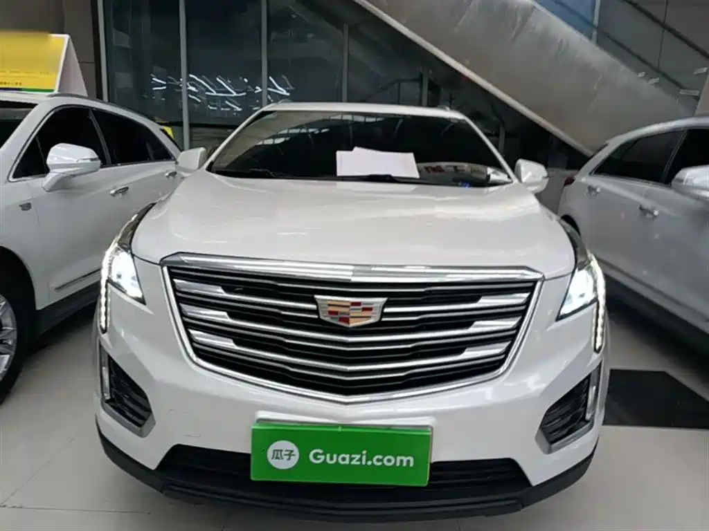 Cadillac XT5 2018 — фото 3