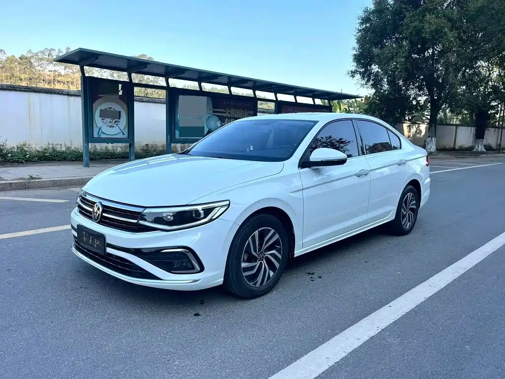 Volkswagen Bora 2023