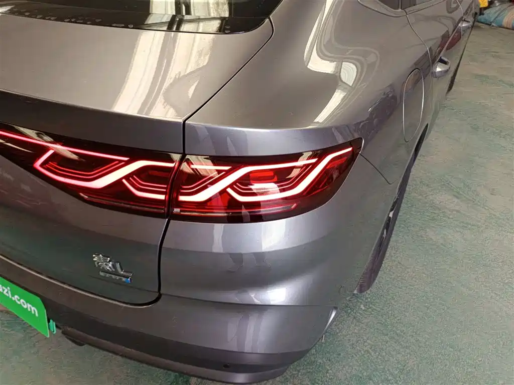 BYD Qin L 2025 — фото 8
