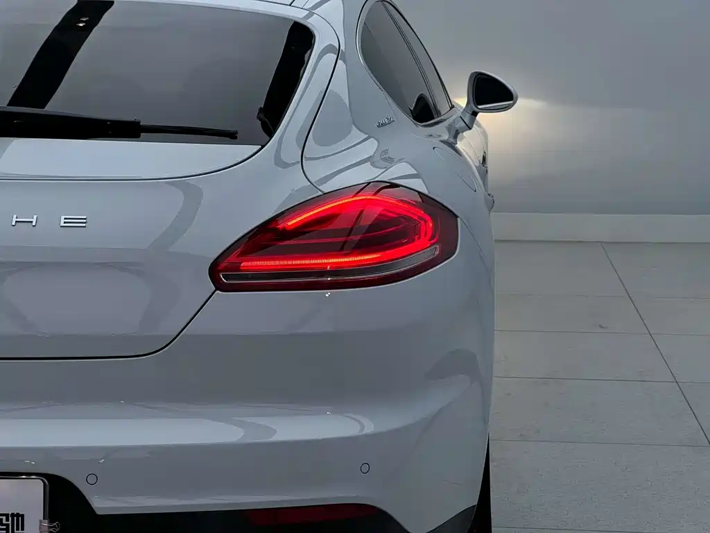 Porsche Panamera 2016 — фото 6