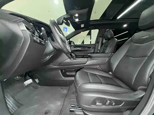 Cadillac XT5 2023