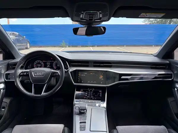 Audi A6L 2020