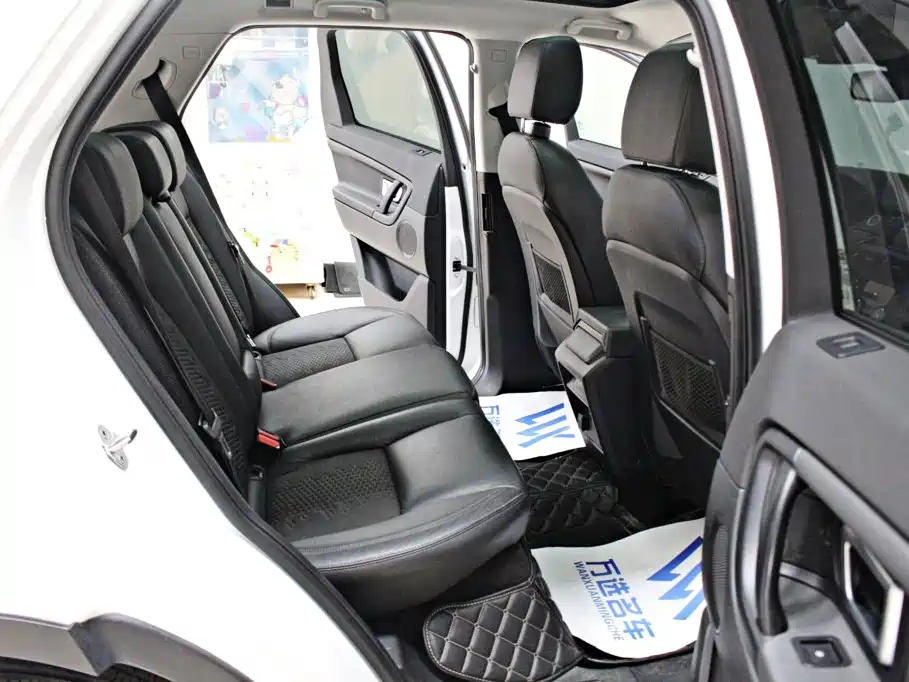 Land Rover Discovery Sport 2019 — фото 11