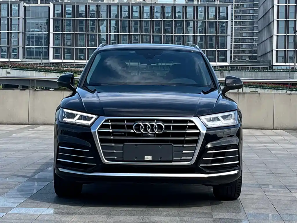 Audi Q5L 2021 — фото 2