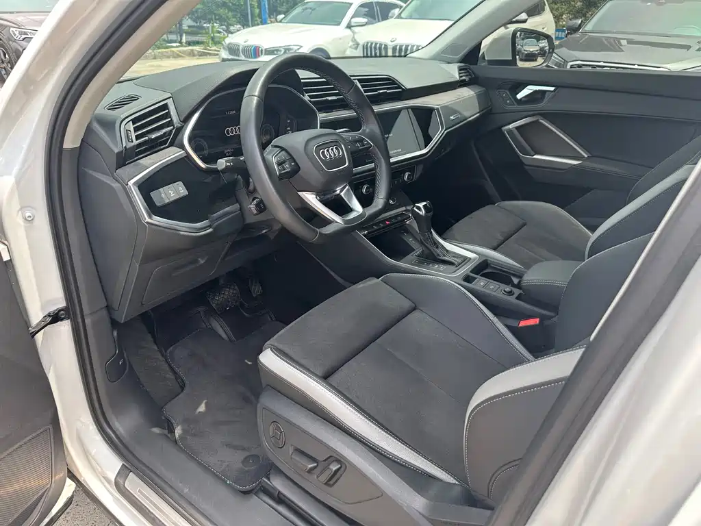 Audi Q3 2022