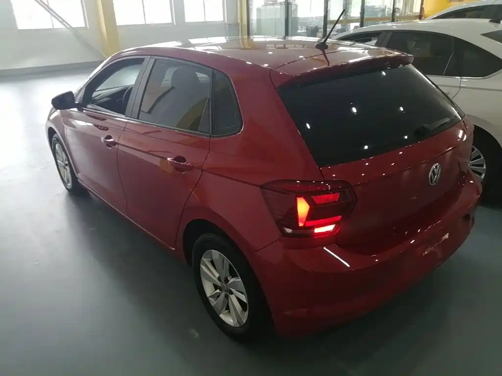Volkswagen Polo 2021